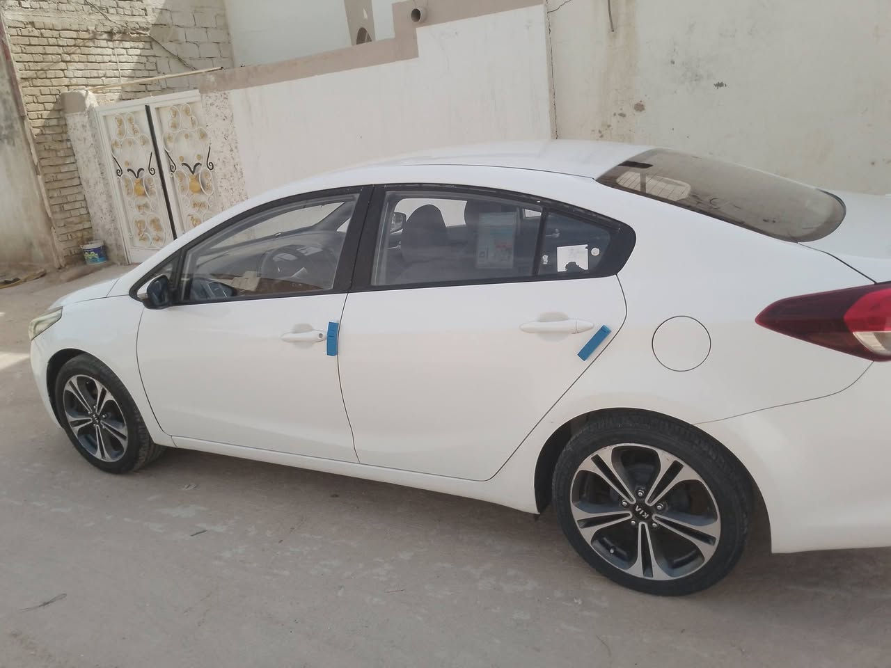 سيراتو موديل17نص فول شاشه
خمسه ويل كب 
سنويه جيده
تخم تاير جديد 
ادامه كامله 
بخاخات فيت بم 
مجاول بلكات تريد وكاله تريد تحويل 
مكفوله ضربه وصبخ وتبديل
العنوان النجف الكوفه شارع المطار القديم 
السعر 130 /***********
