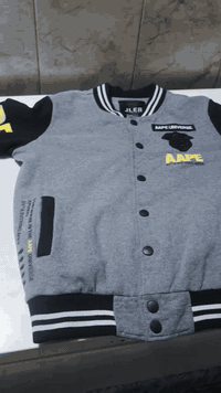 قمصله شبابي قطعه راقيه جدا وجديده للكشاخه واصحاب الذوق الرفيع قطعه راقيه جدا تلبس مديم تلبس وزن من ٥٥ الى ٦٠ كيلو سعرها مع التوصيل ٢٠ الف


**إذا كنت صاحب هذا الإعلان وتريد حذفه لأي سبب، رجاءا أرسل رسالة إلى الدعم الفني**