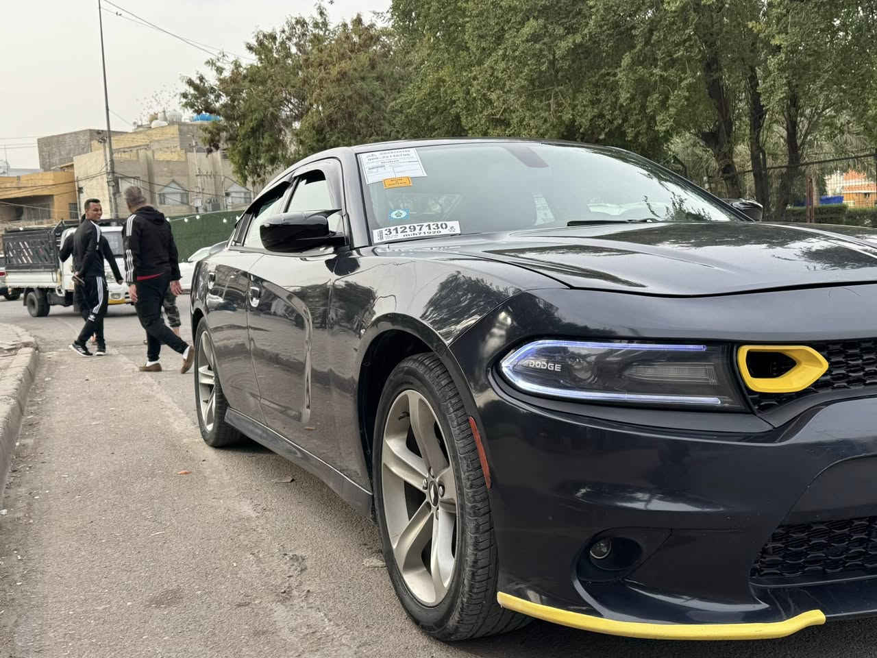 لسلام عليكم
جارجر موديل 2016 اس سكس تين  

لون مميز او رقم مشروع وطني تحويل ثاني يوم بشرط 

موصفات السياره:

شاشه 

تحكم ستيرن جهتين 

تشغيل عن بعد 

منظومة زنون عالي وناصي +بلاجكتور زنون  

 كت كامل  SRT  

كاميره دواره حساس خلفي 

كير 8 نمر طياره 

رادرات جانبيه 

كشن سايق كهرباء 

كزوزات  خلفيه SRT

دوسات او كت كامل +دعاميات SRT

محرك 6 سلندر 3600 

 

مكينه او كير او تبريد بلادي جديدات برغي ما مفتوح بيهن اطلع وين ما يعجبك او سياره ستوني مسوي حداديتها ناعمه حلوه سياره جاهزه عليها  برمجه ما شاء الله شك كاع سياره صفاحه حلوه تفيد الجناي جاهزه من كلشي 

 

سياره حادثه بسيط قطعتين من امريكا بدون دواخل
جاملغ امامي جهت السائق وباب السائق كفاله كفلك شواصي لغود او حوض او كلبه او عيب شرعي والضربه قويه فحص وين ما يعجبك 

 السعر 175وبيه مجال الشراي يتصل ***********
