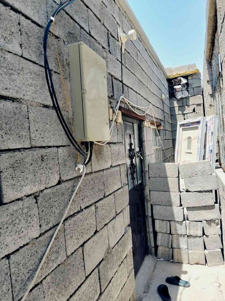 🏡مشتمل للبيع
المساحة 140 غرفه نوم 5في4 + صاله 4في4

+مطبخ 5في4 + منور 1في5 +ترك5في3 +صحيات 

مجاري +كهرباء+ماء جاهز ع آخر حبايه 

المكان شارع الشهابي حي الربيع 

الأستفسار ‏‪***********‬‏ احمد
