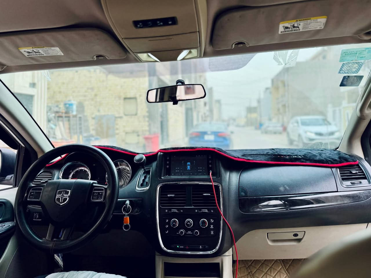 سلام عليكم دوج كرفان ابيض للبيع ٢٠١٣ رقم بغداد بسمي السعر ١٢٥ ورقه
***********
