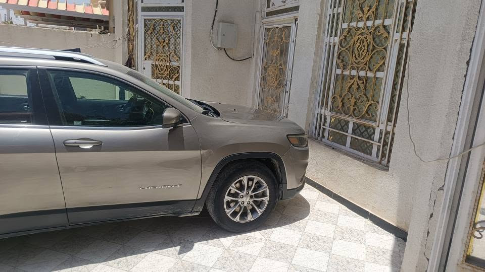 جيب مديل ١٩ محرك جديد منضومه ماي ولف وراديتر وبرمجه وماي كله جديد حماوه ماتعبر ٩٥ حداده منفوضه كلهه محرك ٦ بيهه سعر ١١٨ وبيهه مجال للشراي رقم *********** البصرة, العراق
