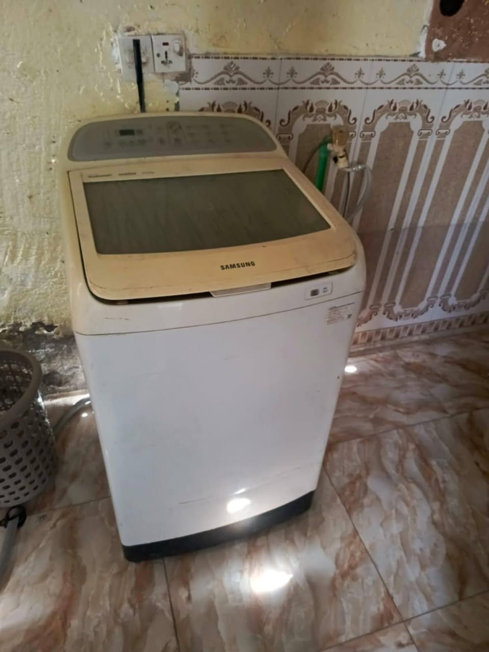 نوع سمسومك تغسل بطانيه قفل ومجال وترهم وإذا تصير ب٢٥٠برغي ممفتوح شرط الشروط


**إذا كنت صاحب هذا الإعلان وتريد حذفه لأي سبب، رجاءا أرسل رسالة إلى الدعم الفني**