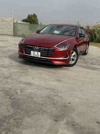 سوناتا ٢٣ أمريكا اكلين مكفوله من ضربه والصبغ عده بارد مقدار ٤ أصابع يم...