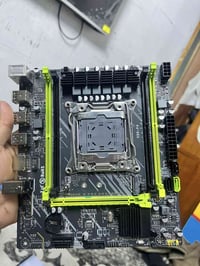 مذربوردات • ٤ قطع • جدد