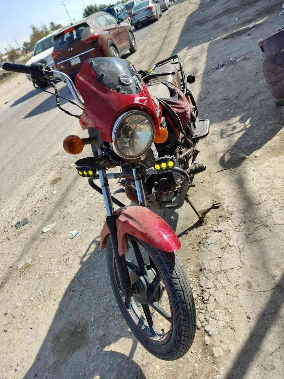 السلام عليكم دراجه دايوان موديل 2019 أوراق اصولي مكينه 150نضيفه مامفتوحه بس كلجات مبدل سويج سجينه بصمه تشغيل عن بعد السعر900وبيها مجال
مكاني كربلاء قضاء طويريج حي المثنئ الزراعي مقابل الجسر العالي رقمي ***********
