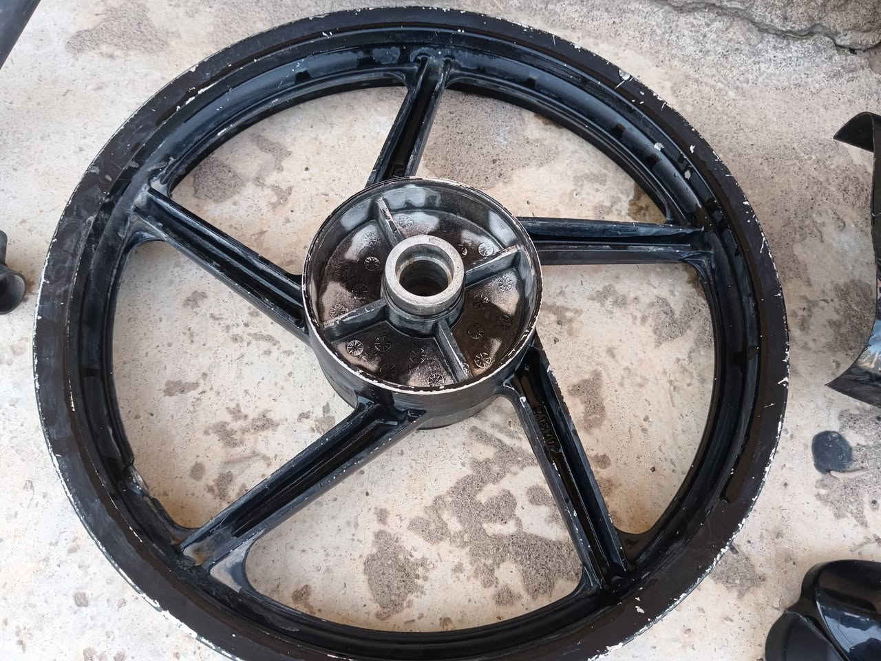 للبيع *********** سعر ٨٥
