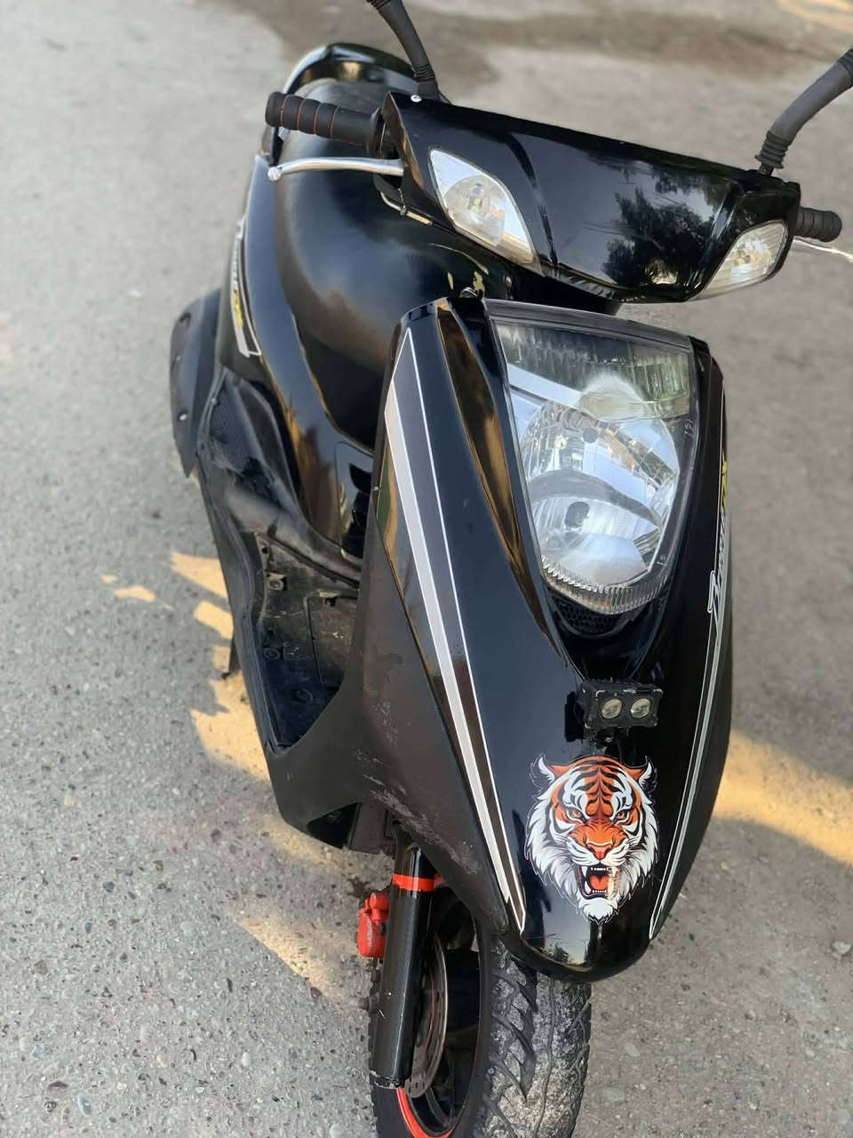 بريز للبيع كفالة عامة برغي مانقصها السعر 650 وبيها مجال  العنوان بغداد تقاطع النهروان ‏‪0786 397 4313‬‏
