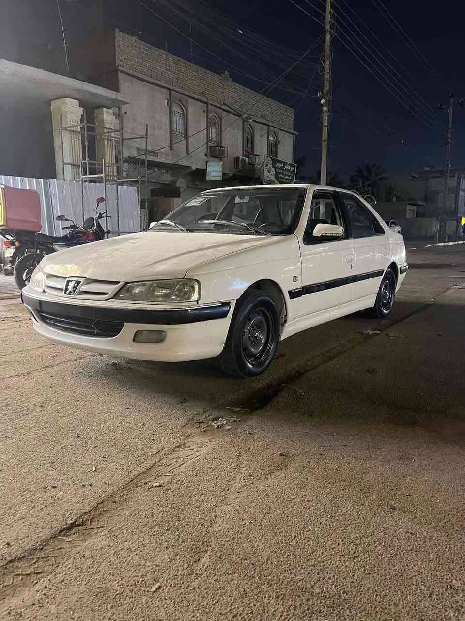 سلام عليكم سياره بيجو بارص مديل 12 بدون راعي سياره جاهزه سنويه 21 السعر 23 وبيها مجال مكاني بصره ***********
