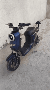 R9 للبيع
عنواني البصرة /الزبير- الشعيبه 
السعر 400
***********
