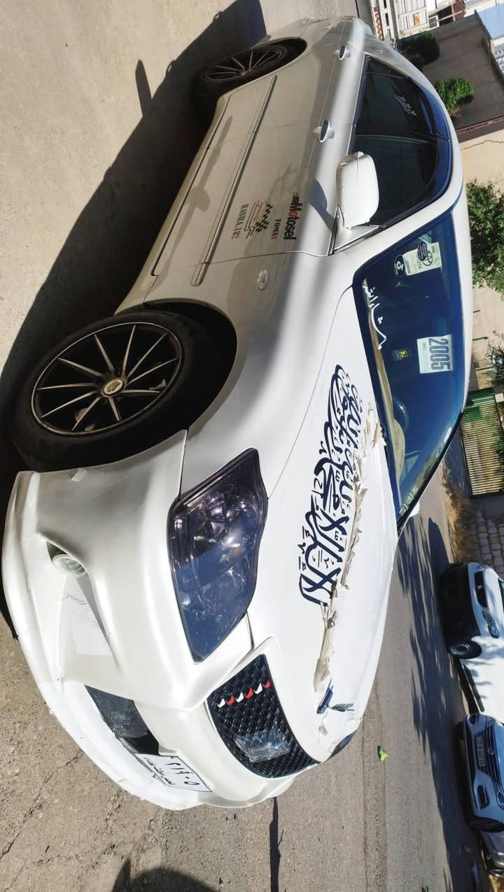 شاهینە مۆدیل 2005  گێڕو مەکینە بەشەرت 3دووگمەیە پەردەیە180 بچوک بەبچوک بلوتوسی شەریکەیە  مەکینەی تازە سیرفزە ناو زەردە بەسمەیە کۆدی بۆکراوە  کامل کارەبای ئیش دەکات بڕاوەیە سەیارە 48 گەڵاو معامەلەیەکی کەم شوێن سلیمانی *********** السليمانية, العراق
