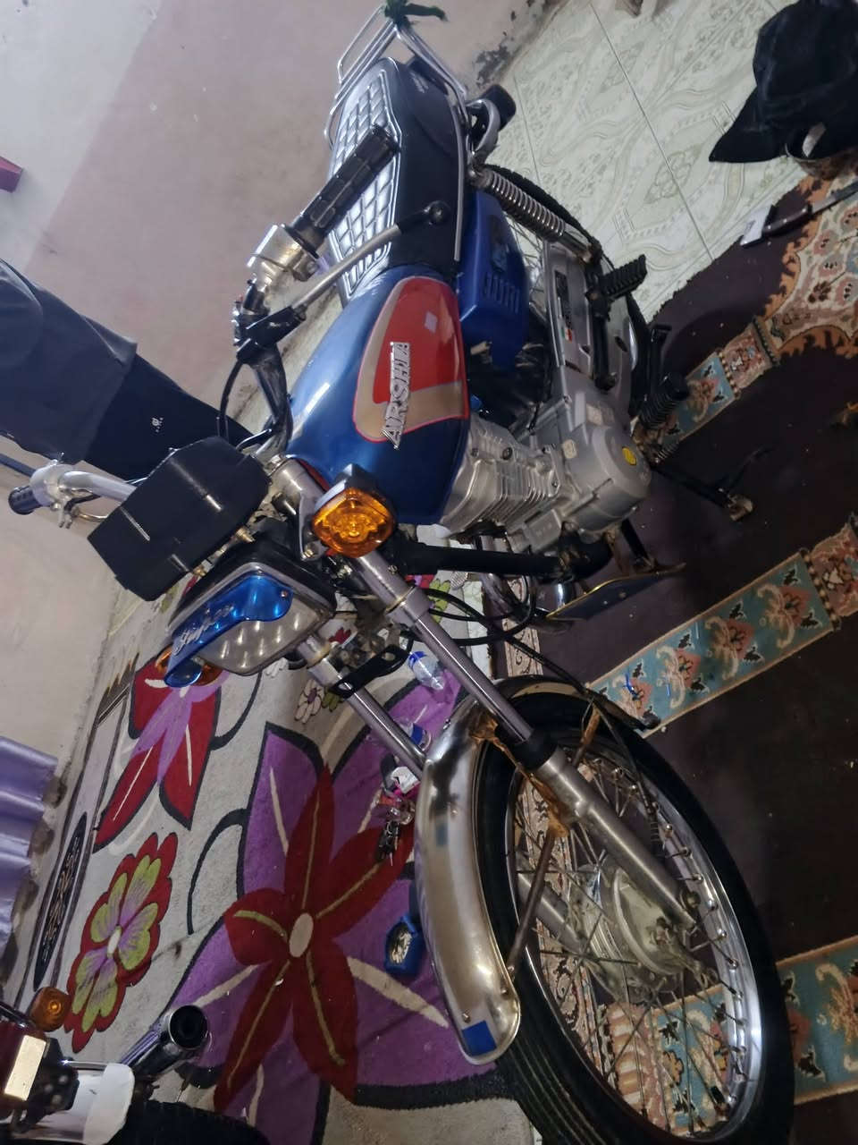 دراجه موديل 2018 للبيع اوراق اصولي بعدهن بل جيس نضيفات دراجه خير من الله السعر 550وبيها للشراي المكان كوت زين القوس***********‬‏ مكينه 23
