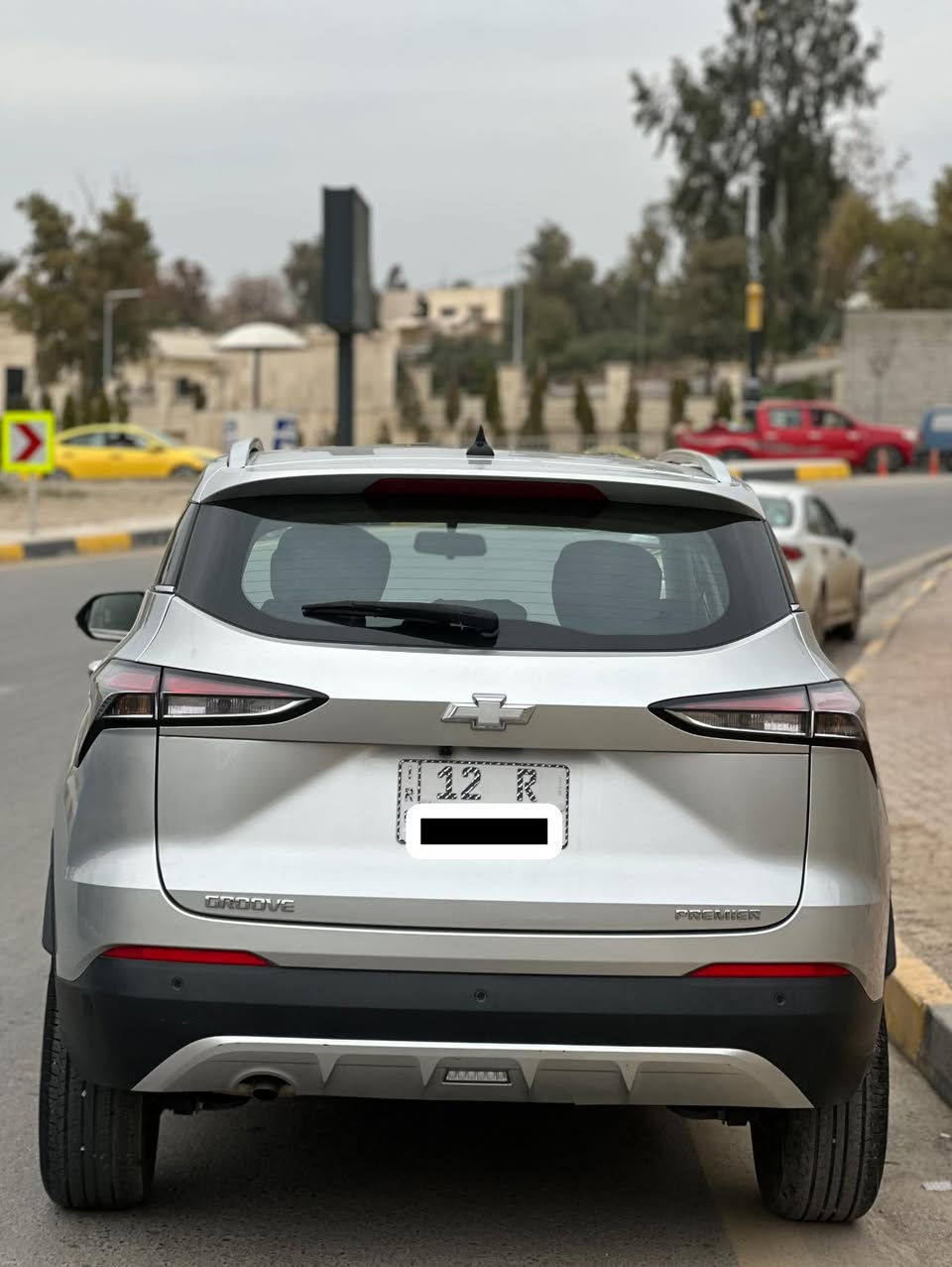 السلام عليكم رمضان كريم
مستمرين بعروض رمضان 
شوفرليت كروف 
موديل ٢٣ 
ماشيه ٩ الف كيلو فقط
رقم نينوى مشروع وطني 
شرط التحويل 
.
وارد خليجي 
كفاله عامه السياره 
بدون صبغ بدون بارد 
.
المواصفات 
شاشه كبيره 
كامره خلفيه 
بانوراما 
بلاجكتور امامي 
عداد ديجتال 
اشاير بل مري 
كروز سرعه 
ابل كار بلي 
وبقية المواصفات المعروفه 
.
سعر مناسب 
العنوان الموصل حي نركال 
لمعرفه السعر الاتصال على الرقم 
***********
