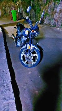 دايوان عضم كلك موديل 19 السعر 500وبيها مجال قليل /07831168500 اتصل على...