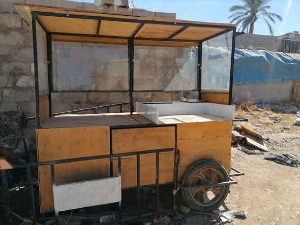 طباخ للبيع 65 الف عربانه 250الف الشراي يتصل ***********
