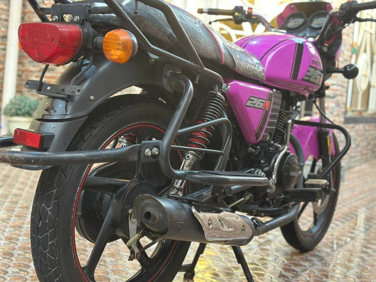 السلام عليكم
دايوان مديل 22 رقم وسنويه لوحاته مستلمه بسمي تحويل مباشر كفاله عامه السعر مليونين وميه 2100 بيه مجال لشراي عنوان
كوت المركز
***********
