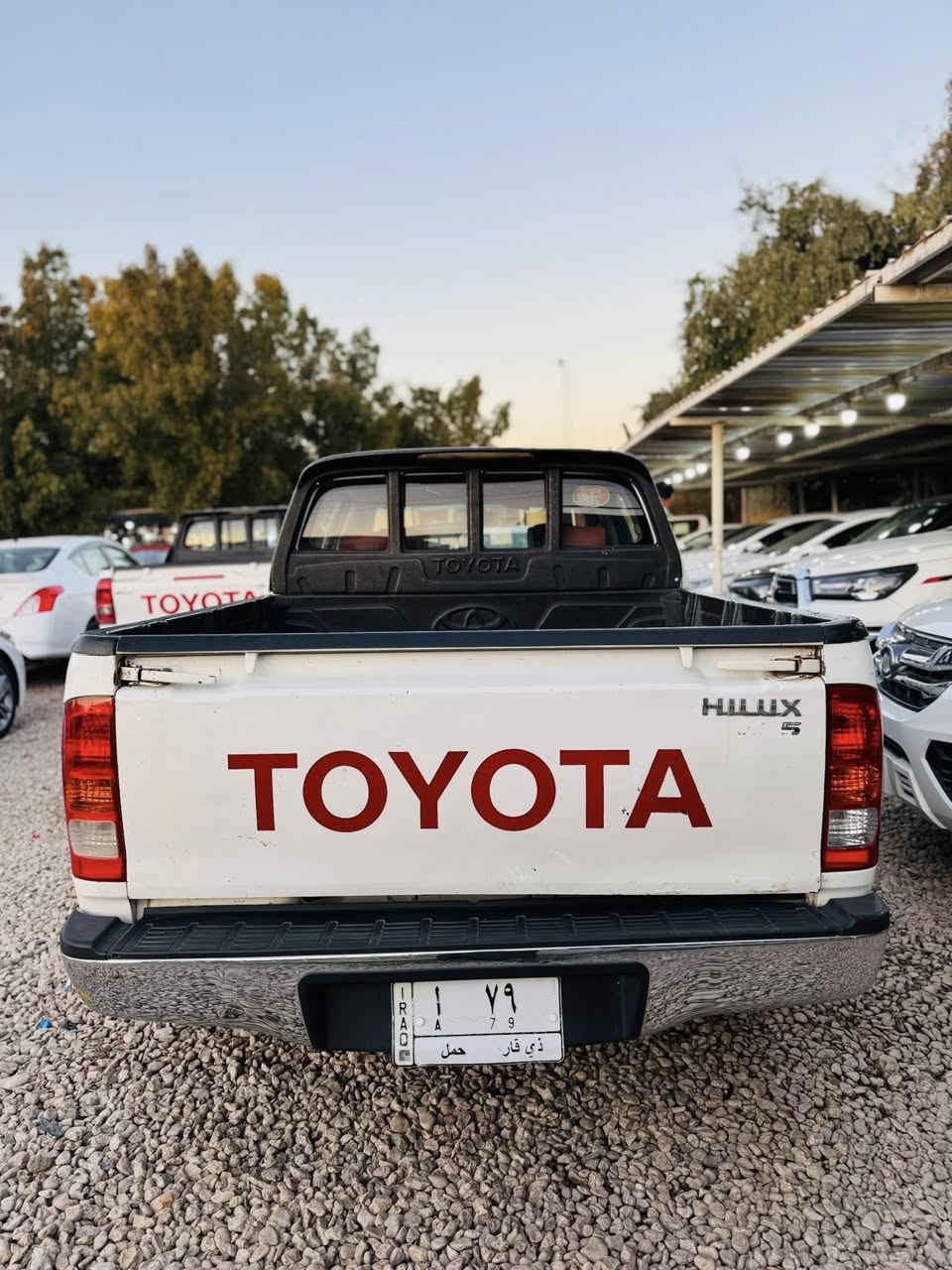 سلام عليكم للبيع بيكم 2006 بيها القماره صبغ والجاملغ اليسر فقط الباقي كفاله رقم ذي قار مميز  مكان السياره كربلاء للستفسار هذا الرقم ***********
