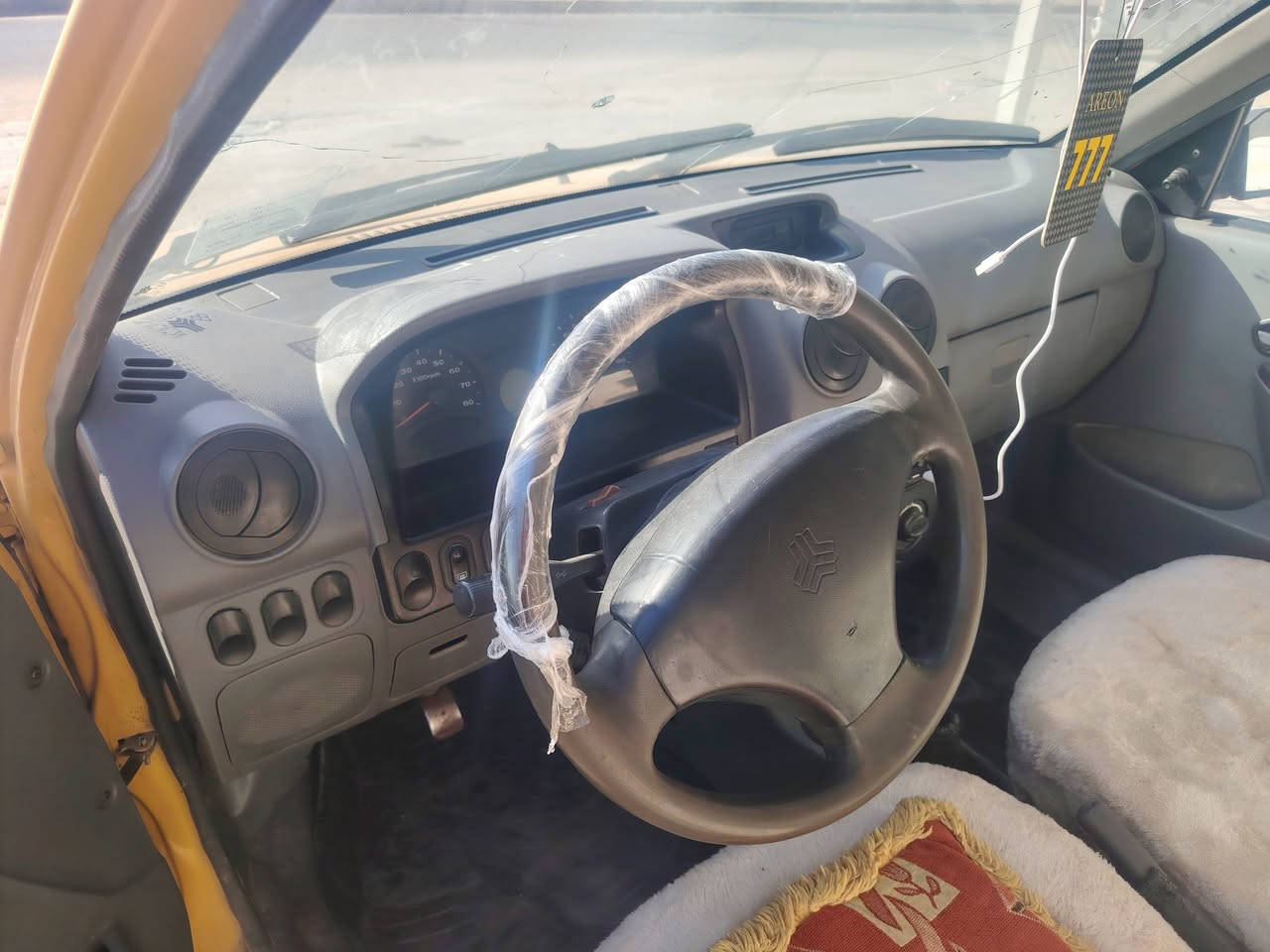 السلام عليكم
سايبه 2015مكاني الديوانيه المركز 
انصال عل الرقم ***********
