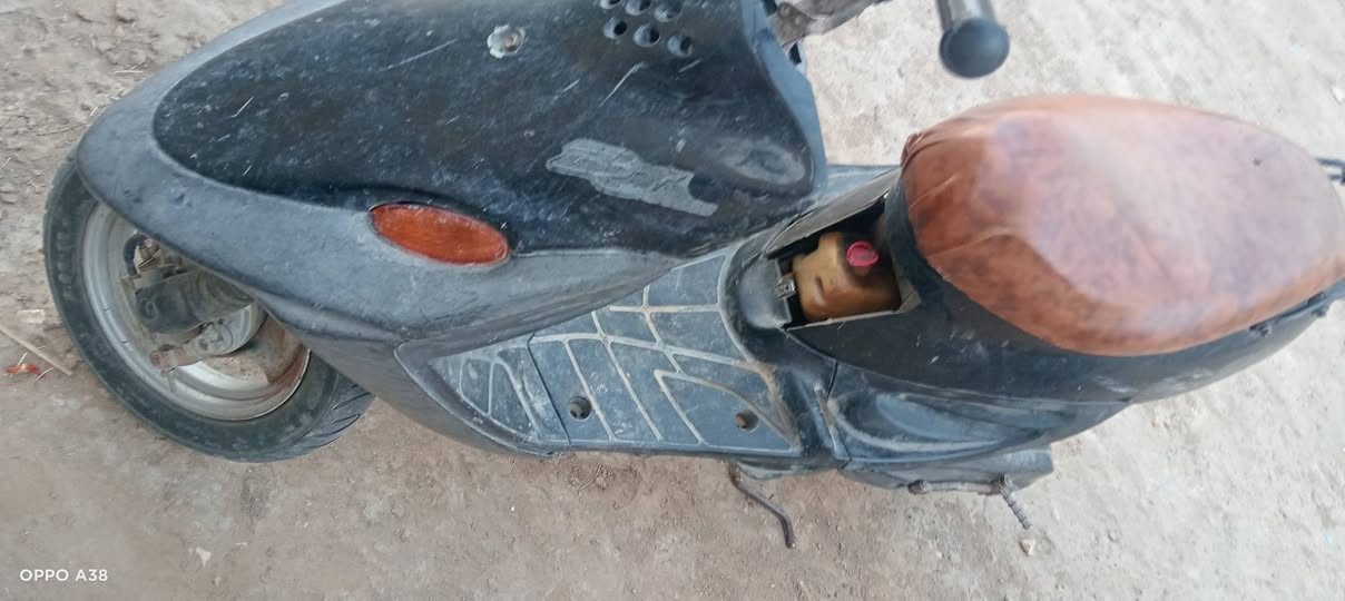 درجة للبيع ناصرية مركز درجة شغالة ابيع كوم حديد  ***********
