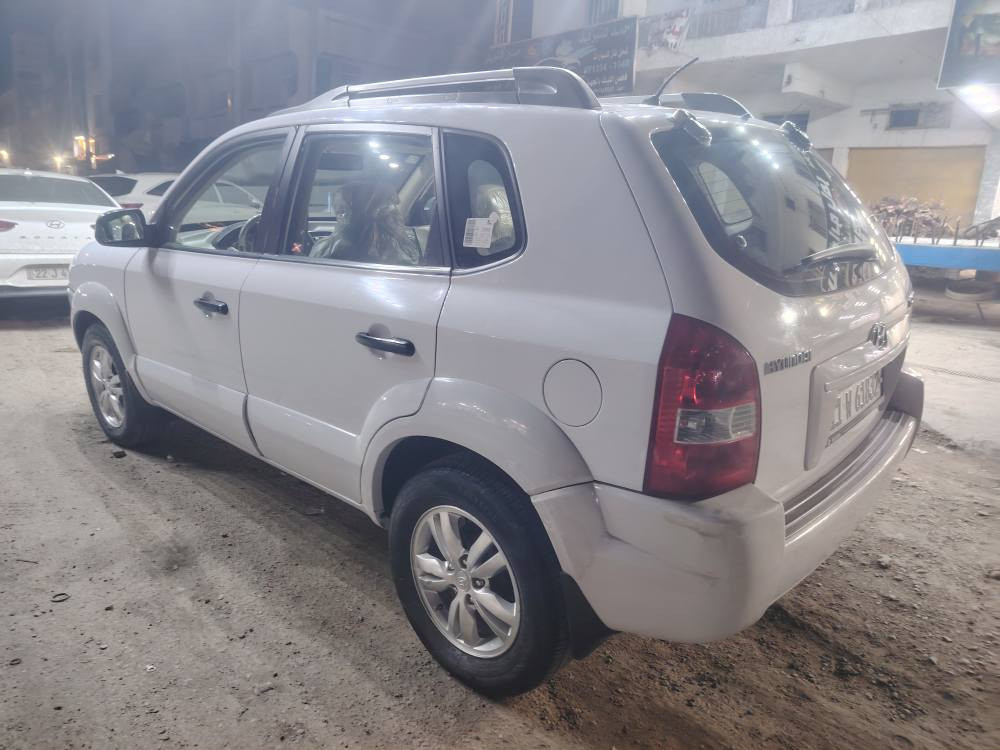 سلام عليكم توكسان ٢٠١٠ خليجي
كفاله عامه من الصبغ والبارد والرصعه
فقط شخوط بلدعاميه ومكحلات
مكينه كفاله كير كفاله تبريد ثلج
صدر امامي خلفي بلجيس
تخم تاير جديد منظومه البانزين جديده
السياره نقص برغي مابيه كله بلاد وضع الشركه  ماشيه ١١٨ مكاني بغداد الحريه ***********
+9647716400140
السعر ١٢٨$ وبيه مجال
مكلف بالنشر بغداد, العراق
