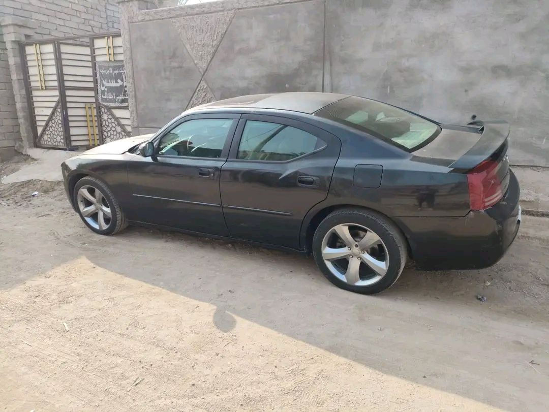 سلام عليكم شارجر أدوات 
كفاله من الكص 
مكينه 3500
متومه رقم بغداد حداديه مكينه كير 
كفاله السعر المطلوب 32 بيه مجال بصيط
مكان سياره ذي قار الشطره 
تواصل ***********
