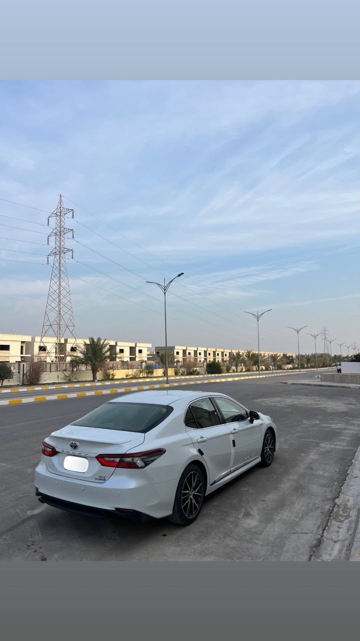 كامري  GLE( فـول 1/1 كــامـل ) 2024 -
‏‎** وارد وكالة عبداللطيف جميل ( سعودي ) -
‏‎الـلـون :ابيض لؤلؤي صدفـي - داخـلـي : بيج
‏‎مكفـوله من الصبغ والحادث
الـرقم بغداد بسمي زيرو مالك 1 
تحويل ثاني يوم 
عدد بصمات 2
‏‎الـمـكـيـنـه و الـجـيـر : وكـالـه ✅
‏‎الـمـحـركـات : وكـالـه ✅
‏‎شـواصـي و إيـربـاقـات : وكـالـه ✅
‏‎( الـمـمـشـى :104كم  الف )
🛑يوجد ملاحظه تعديل باب السايق جزء بسيط شبر
وخدوش لاتذكر تواصل واتس اب سونار مرفق ب المنشور
……………………………………………………
‏‎ ✅ مواصفات السيارة :
‏‎مكينة 4 سلندر 2.5
‏‎قير 8 نمر
‏‎فتحه سقف .
‏‎دخول ذكي.
‏‎كاميرا خلفية.
‏‎ليد نهاري.
‏‎انوار ليد عالي واطي.
‏‎اضاءة ليد داخليه .
‏‎ستاره خلفية كهربائية.
‏‎شاشه تدعم ابل كاربلاي.
‏‎اوامر صوتية + بلوتوث.
‏‎كشافات ضباب.
‏‎حساسات اماميه وخلفيه.
‏‎كرسي السائق كهرباء.
‏‎زجاج كهرباء.
‏‎مقود مكسو بالجلد
‏‎مثبت سرعه.
3 وضعيات قياده ( عادي ، ايكو ، سبورت ) .
‏‎مرايات طي كهربائي
‏‎نظام سنتر لوك.
‏‎نظام EV.
‏‎اوتو هولد و بريك الكتروني .
‏‎شاحن لاسلكي.
‏‎منافذ USB.
‏‎حساسات كفرات .
‏‎مرايا داخليه بميزه التعتيم اوتو .
‏‎جنوط مقاس 18 إنش .
‏‎وغيرها من المواصفات المغروفه لهذه الفئه 
____________
السعر227 مجال شي بسيط 
*مـكان السيـاره تكريت 

***********
