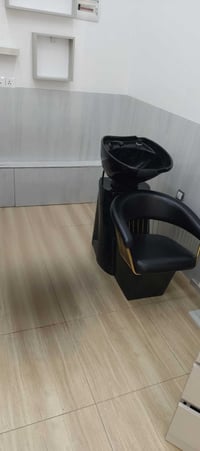 مغسلة شعر • للبيع • فيها مجال