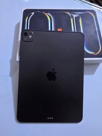 ايباد 11 برو • معالج M4 • بطاريه ١٠٠