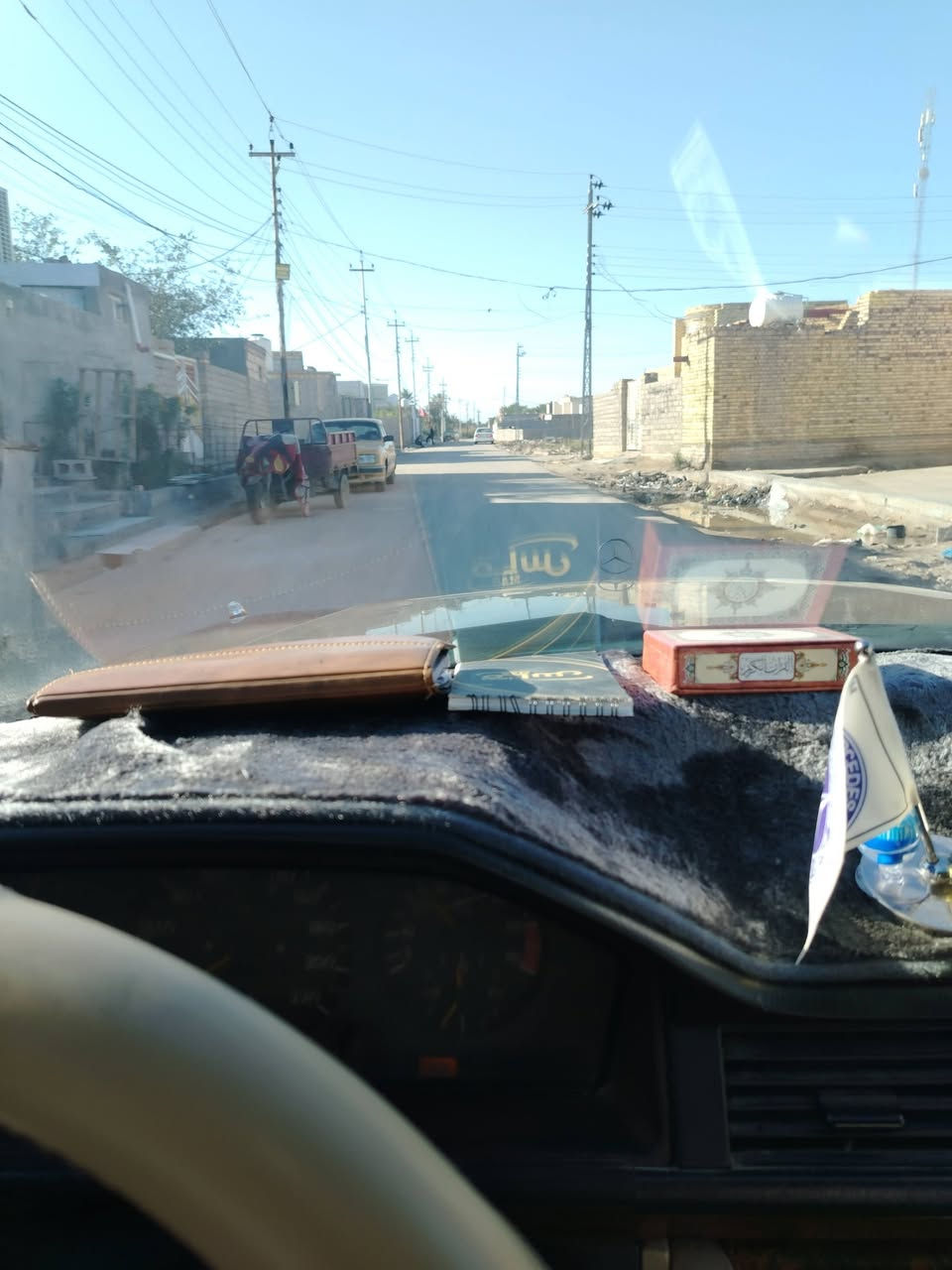 قطعه حي الجوادين شارع ام البنين
رايسي ولييه فرعي مساحه 200 متر
 كافت الخدمات ماء ء قريب التبليط
السعر جدا مناسب 13 اوبيه مجال
بسيط إستفسار *********** اكرم الاسدي
