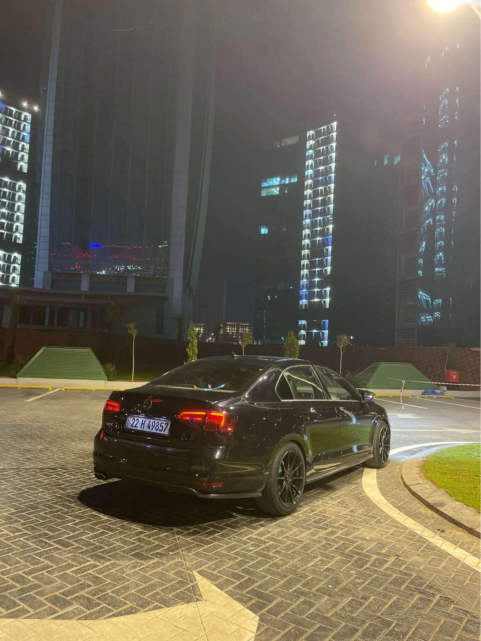 جیتا مەسەفات gliمەکینە ٢٠تۆربۆ یەک پارجەی سبوخە بێ داخیلی کوشین جلدە و کارەبایەو هیتەرە بەسمەو سلایدە گۆرینەوە دەکەین 
(***********) أربيل, العراق
