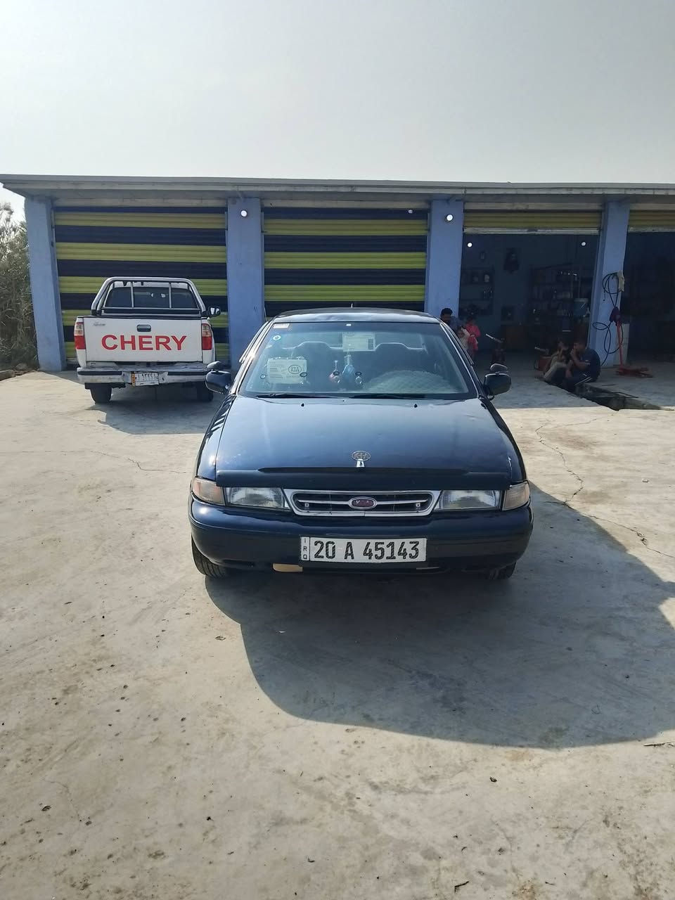 السلام عليكم كيا سيفيا للبيع موديل 1993 رقم ديالى باسمي تحويل ثاني يوم سياره حلوه ما ناقصها اي شيء كهربائيات شغاله محرك وقير وصدر خير من الله السعر 38 وبيها مجال بسيط العنوان واسط الصويره تفاصيل على هذا الرقم ***********
