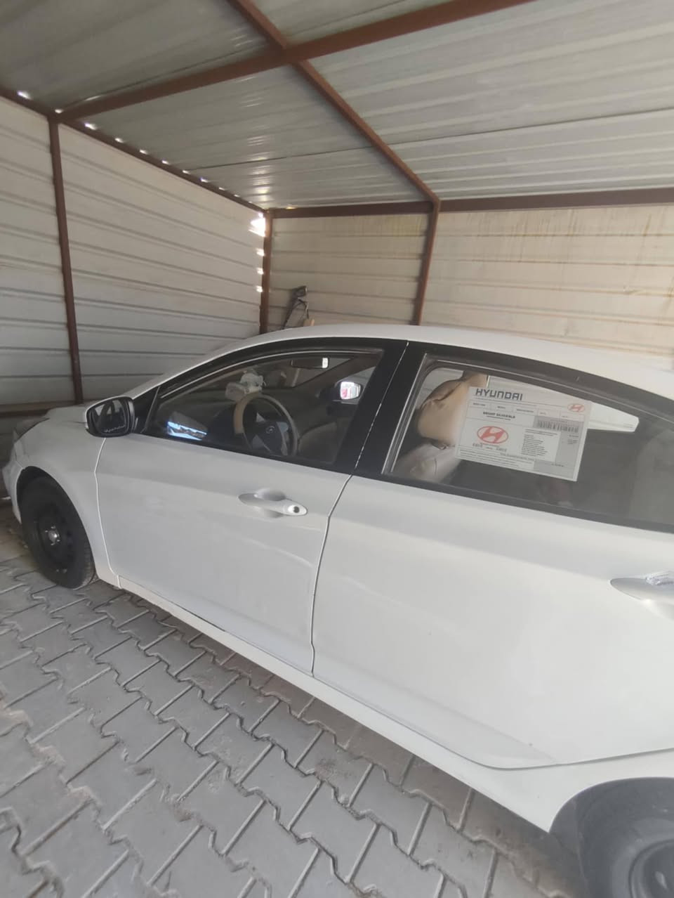 اكسنت 2014 مكفولة ، محرك 1600 محرك جديد صارلي 3اشهر من شديته ، جرس شغال على 120 ، تخم تاير جديد، باتري جديد  ، كير مكفول، السيارة جديدة وما متعوبه ، مكان السيارة ، الديوانية 

للاتصال
‏***********
السعر 95بيه مجال 
شباب مكلف بلنشر
