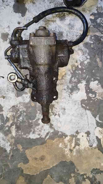 السلام عليكم غراض سياره ارنب  للبيع
١-طبله خلفيه كامله
٢-طبلات أمامي العدد٢
٣-باور 
٤-جعمقة
٥-فج خلفي عدد٢
العنوان ٥ميل شارع الصناعيه رقم الهاتف ***********
