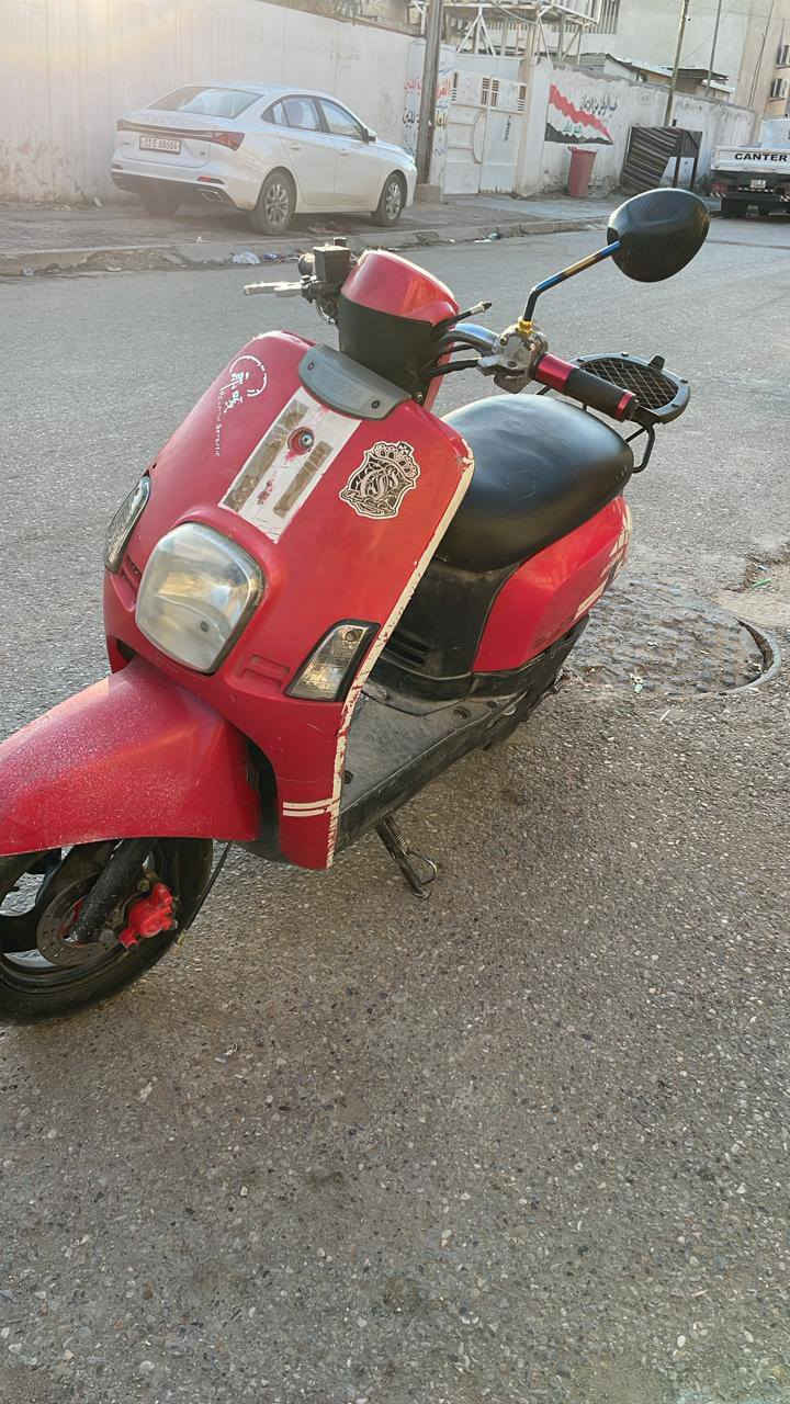 سلام عليكم ماكس بوليس شلعه ومعدل دراجه حلوه ونضيفه وبيها نقوصات بسيطه سعر400وبيها مجال للطيبين مكاني مدينة الصدر
***********
