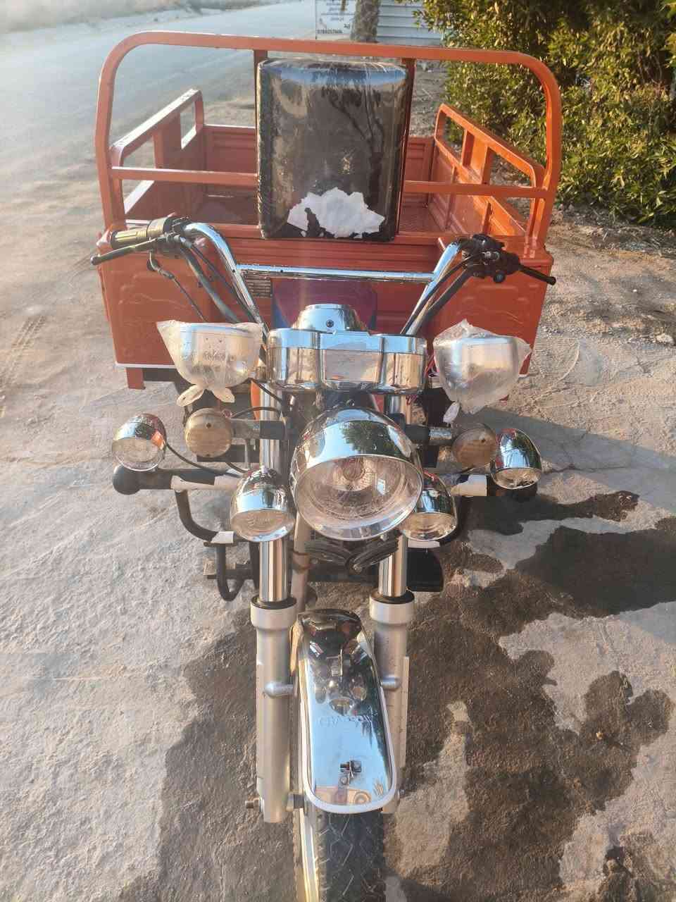 للبيع ستوتة موديل 2023طالعه بـ2024 السعر 2250 وبيه مجال ***********
