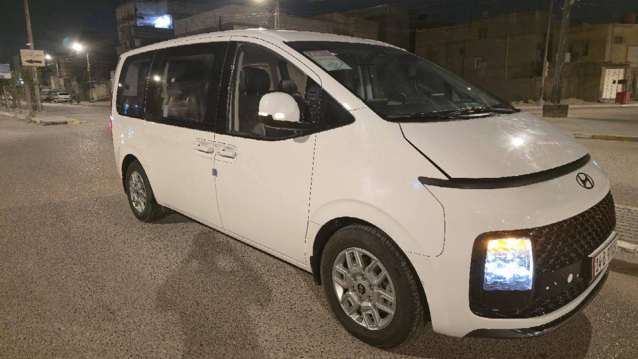 لبيع سيارة هونداي ستاريا فيها خط شركة 
الموديل 2025 غاز محرك ست سلندر كير اوتماتيكك
ماشيه 74 الف كيلو متر 11 راكب 
فيه خط شركة في ارطاوي.
المواصفات :
• نظام تثبيت سرعه تفاعلي
• الحفاض على المسار
• تدفة كشنات تدفئة ستيرن 
سيارة مكفولة من الضربة والصبخ مبدل دعامية VIP ولايت ال اي دي لجماليه  تخم تيار جديد  السيارة جديد بمعنى الكلمة السعر 375 ورقة وبيه مجال قليل
التواصل على رقم الهاتف  ***********
