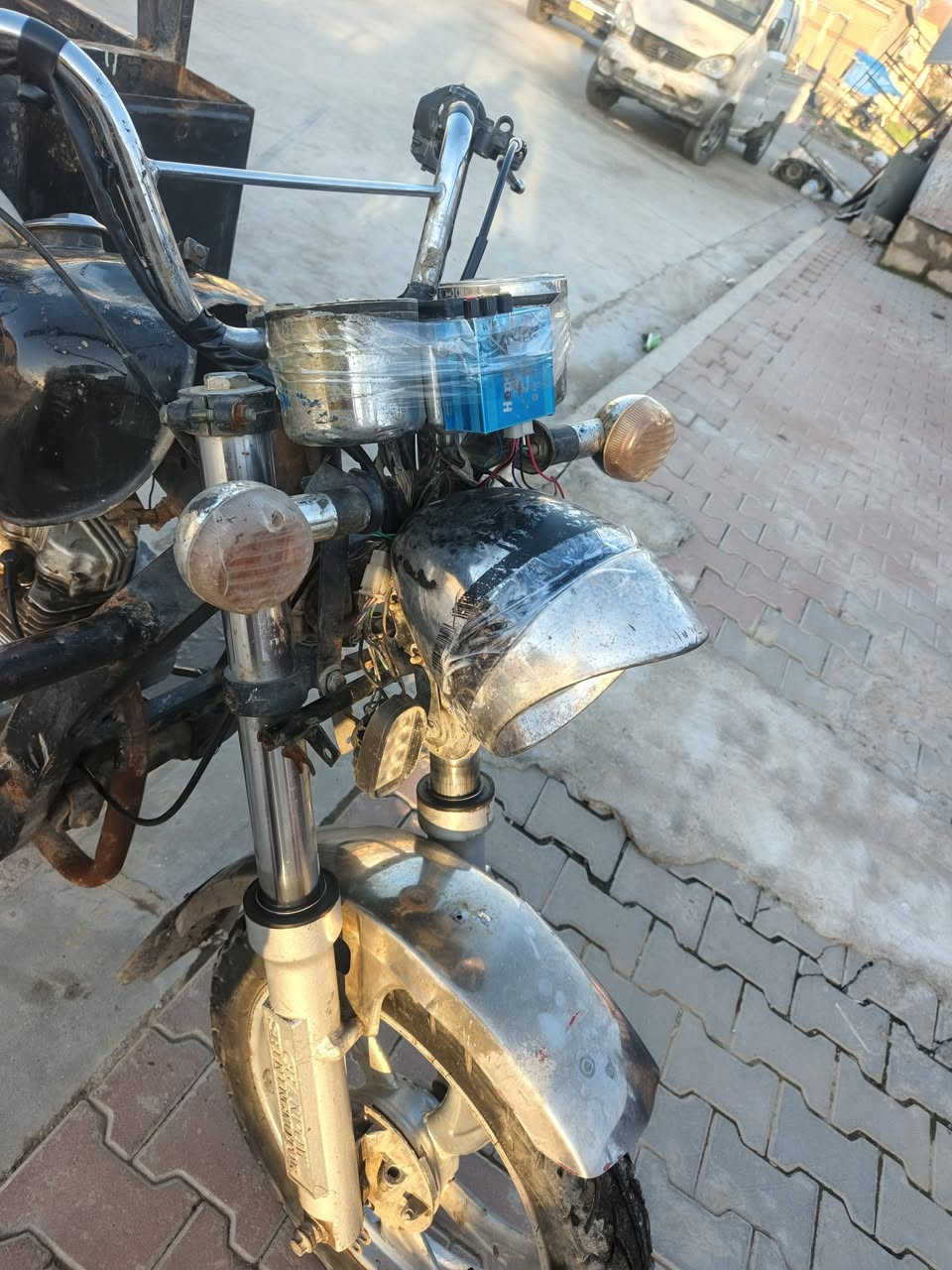 عندي هاي الستوته موديل 2016 فحل ومحرك 2020 موديله

ستوته كهربائياته محركها شاصيها شرط نكره سلف 

هاي تفاصيل بعد لا تكلي شبيها ما بيها انطيها شرط 

سعرها 575 .. ويرهم مراوس حسب الإتفاق

تحياتي ... ***********
