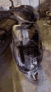 سبيسي للبيع ماليزي دراجه خير من الله مكينه خسره شغاله سلف و هندر و اشاير و عداد كيلو متر هم شغال دراجه نقص مابيها مكاني كوت سعر 425  وبيها مجال للطيبين  و مو شراء لا يتعبني رقم الهاتف ***********
