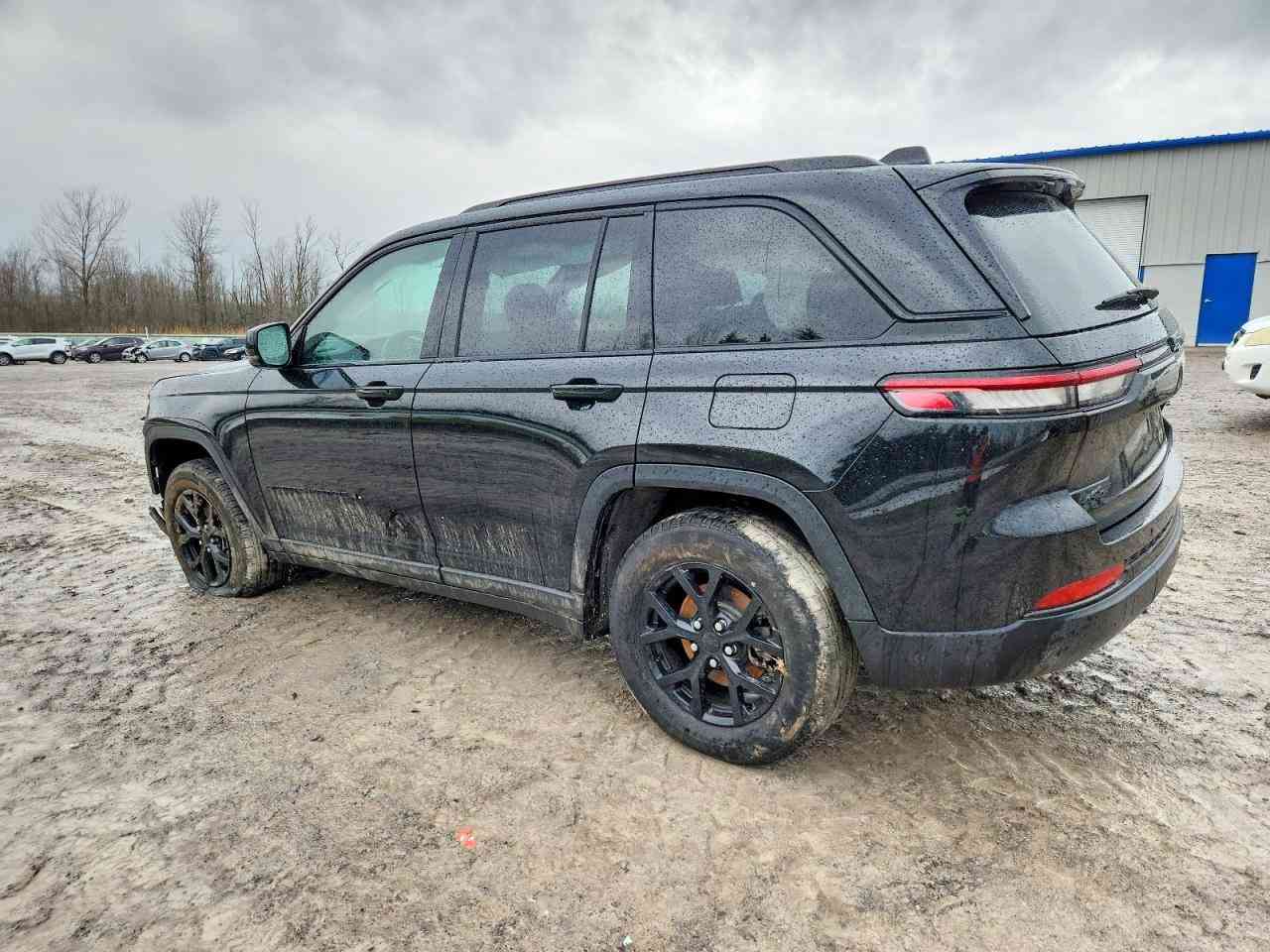 2025 JEEP GRAND CHEROKEE LAREDO

شحن مباشر الى اربيل عن طريق مرسين تركيا 
شحن مباشر الى العراق عن طريق العقبة الاردن
*********** :📞 
*********** :📞
السعر :  بيع مباشر بسعر 167 ورقة 16700$
تاريخ المزاد : 
الضرر : حسب الصور المرفقة 
بيع وشراء كتب شهداء 
شراء سيارات تحت الموديل لمن لديه كتاب ضباط 
لو كتاب دبلوماسي 
بالامكان ادخالها بكتاب ذوي الشهداء باعفاء كمركي مع اعفاء الرقم 

🔺نتكفل بالسيارة لحين وصولها 
🔺اي استفسار مراجعة المكتب 
🔺 اوقات العمل كل ايام الاسبوع من الساعة ال 5 عصراً ماعد يوم السبت و الاحد عطلة المزاد
🔺 عملنا شراء السيارات من المزادات الامريكية والكندية
🔺لدينا تقرير Carfax مجاني لفحص السيارة قبل دخولها المزاد 
🔺 نشحن من جميع الموانئ الامريكية والكندية وبأسعار شحن تنافسية 
🔺نشحن الى دبي و عمان و البصرة و كردستان و تركيا  
🔺لدينا ورشة تصليح في دبي 
🔺لدينا معقب لتخليص السيارات (حرة او معوقين او ذوي الشهداء ) و ايصالها الى الزبائن
📍العنوان : موصل حي الوحدة مقابل معهد صناع الامل 
🔺اوقات الدوام من 4 عصراً وحتى ال11 ليلاً كافة ايام الاسبوع 
☎️ للاستفسار الاتصال على الرقم
م.علاء ابو فهد 
 
*********** :📞 
*********** :📞 ￼
