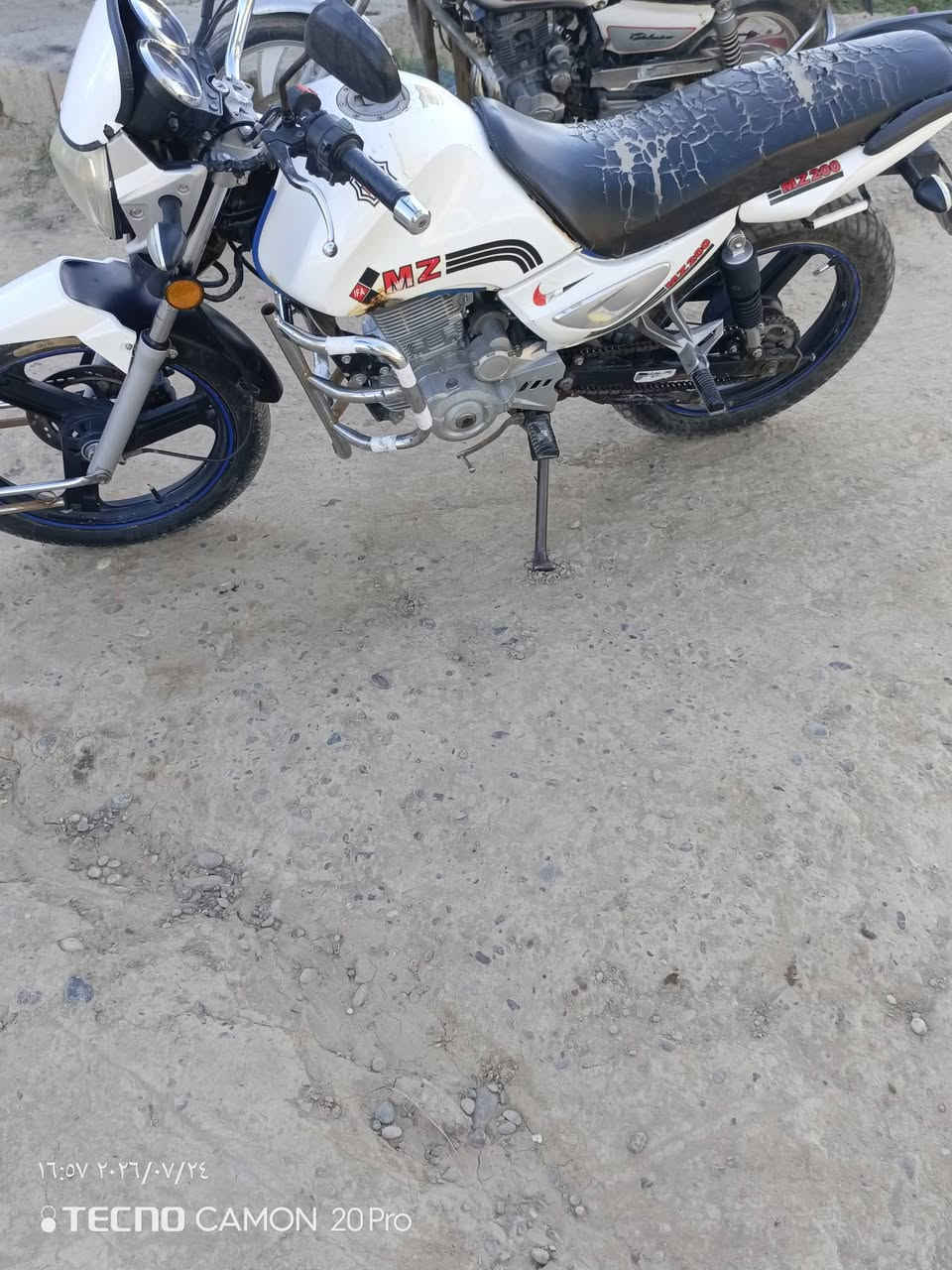 امزت مديل 18سعر 800اورا ق كامله قابل للتفاوض شي قليل ***********
