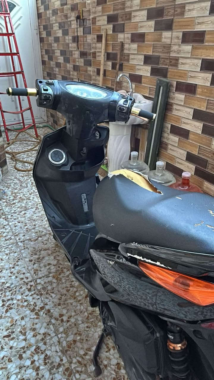 السلام عليكم
ماكس ثعلب للبيع او مراوس بدراجه مرتبه 
ملاحضه 🛑الدراجه نزلت من الرمبه مزوده ممزود منها ايشي بالعراق
 
دراجه ماكس ثعلب

سرعه 140

مزروعه تزويد

صدر RBM ار بي ام لون مشمشي

 فنجان

صينيه رياضيه

 يدات مشمشي

 دبلات خلفيه رياضي مشمشي

اشاير مشمشي 

قبق فلاوين رياضي 

صالنصه رياضي 

كلجات بلادي تاكل الكاع

مكفوله مكينه بلاد وممفتوحه و كفرات ختم واحد واكفلها من تبخير نضوح ايشي ببالك

🛑الدراجه بيها ملاحضات فقط الكفر اليمين بي كسر صغير وكسر بالحاضنه غيره الدراجه مكفوله 

اوراقها منفيس والمكاتبه

رقم  ‭***********‬ ‭‬ مفتوح واتساب

مكان بغداد الحسينيه راشديه
