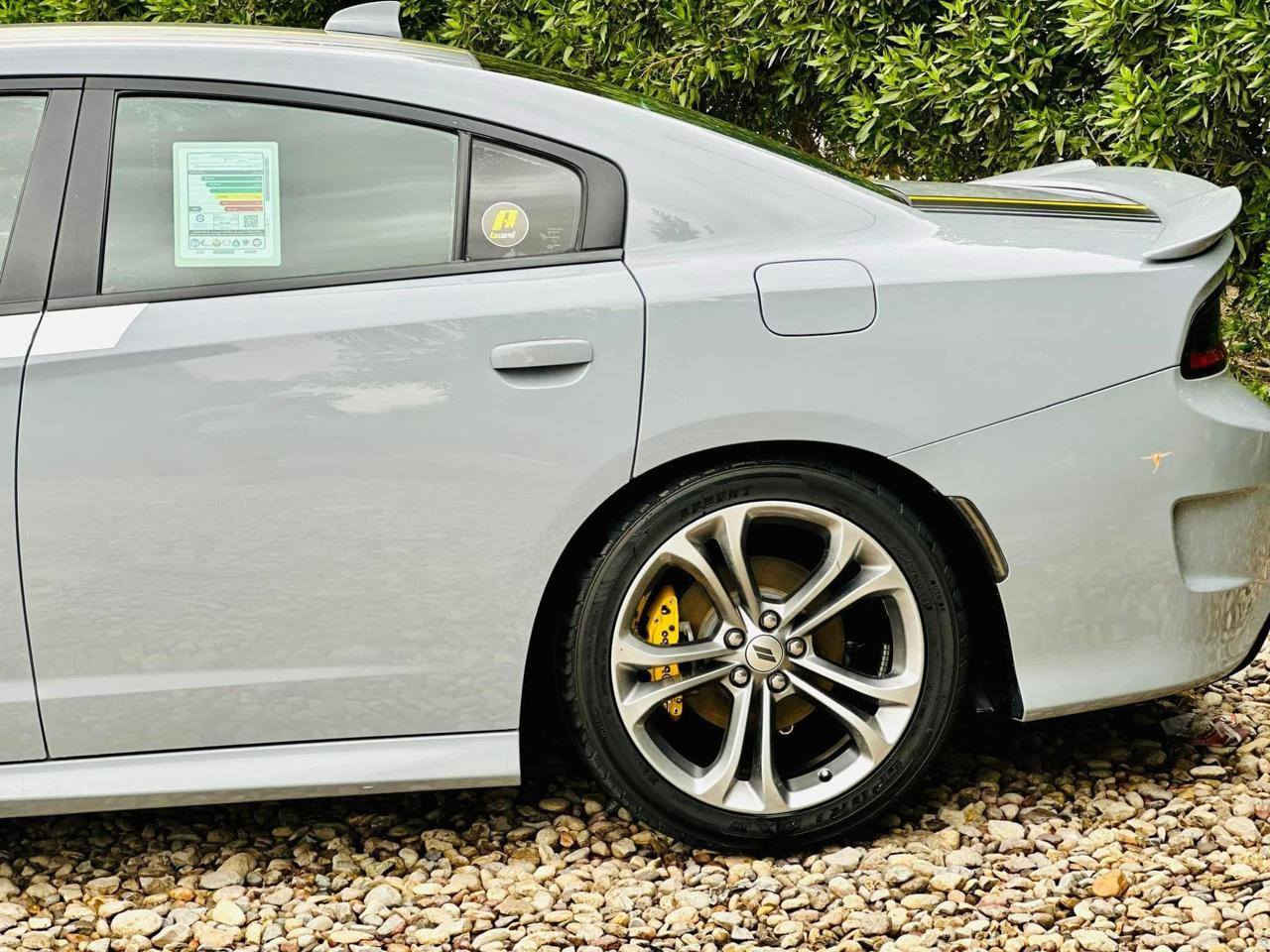 CHARGER GT جارجر جي تي
الموديل :2020 . (امريكي) .
اللون : سموك
العداد : . 39 الف ميل.
المحرك : V6. 3.6L .
حادثها بنيد سطحي وخشم الجاملغ بدون دواخل لغد وشاصي مكفول صور الحادث بالمنشور
السعر 245 ورقة وبيه مجال بسيط رقم اربيل بأسمي شرط تحويل
المواصفات :
* نقطة عمياء .
* مصابيح أمامية زنون .
* حساسات .
رادار خلفي .
* شاشه كبيرة
* سستم صوت الپاين
* مقاعد أمامية كهربائية
* ذاكرة لحفظ وضعيات الجلوس (ميموري) .
* مقاعد أمامية تبريد وتدفئة .
* مقاعد خلفية تدفئة .
* تشغيل عن بعد .
* تدفئة ستيرن .
* محدد سرعة .
* كاميرا خلفية .
* مرايا متحسسة للاضاءة العالية .
* كير شفتر بالستيرن .
وباقي المواصفات

عنوان: ميسان 
الرقم : ***********
