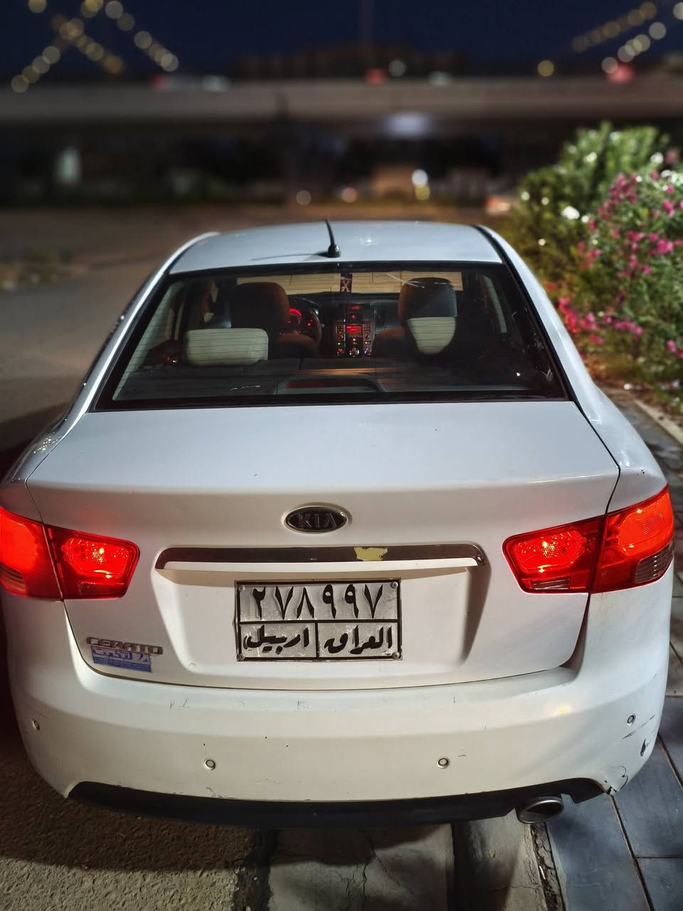 سيراتو ٢٠١٣ خليجي
٩٥ مع مجال بسيط

نص مواصفات 
حساس خلفي
مري شفط 
شفتات ستيرن 
يدات نيكل داخل وخارج 
اربعه دسك 

تخم تاير جديد
حداديه جديد
باتري جديد 
مكينة وكير كفالة 

الضرر 
الجمالغ الأمامي الأيمن مبدل بلادي نفس اللون 
وشويه فوك الجاملع بالبنيد 
وطخة ثانيه بالبنيد موضحه بالصور  وعلى كدها صبغ
القطعتين بدون دواخل 
شاصي ولغد مامتضرر 

مكاني كربلاء 

***********
***********
