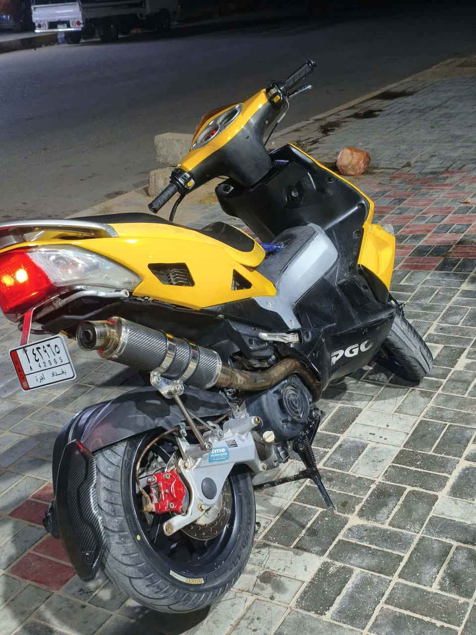 السلام عليكم دراجه للبيع
نوع G max ايطالي محرك 220 
نوزل رياضي دراجه بلاديه وممفتوحه شرط 
مكان كربلاء الحر  ***********
