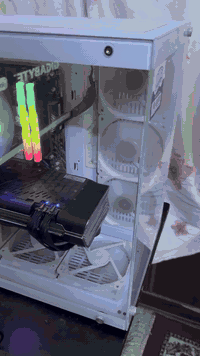 💻 المواصفات:
معالج Ryzen 5 5600X
كرت شاشة XFX RX 5700 XT – 3 Fans
مذربورد B450
رام 32GB (2×16GB)
تخزين M.2 NVMe 1TB
مبرد هواء Deepcool
باور سبلاي  700w
كيس عادي
⚡ الجهاز شغال تمام 100%
🎮 يشغّل الألعاب الثقيلة على إعدادات عالية
💼 مناسب للمونتاج، التصميم، والبرمجة للاستفسار *********** سعر 850 وبيها مجال
