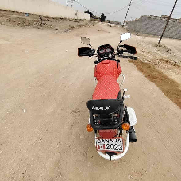 سلام عليكم دايون للبيع اوراق صولي موديل2020 نظيفه كلش كهربائيات شغاله كلها ما ينقصها اي شيء دراجه خير من الله
العنوان الناصريه قضاء الاصلاح السعر واحد و100 قفل الاستفسار*********** واتساب مفتوح
