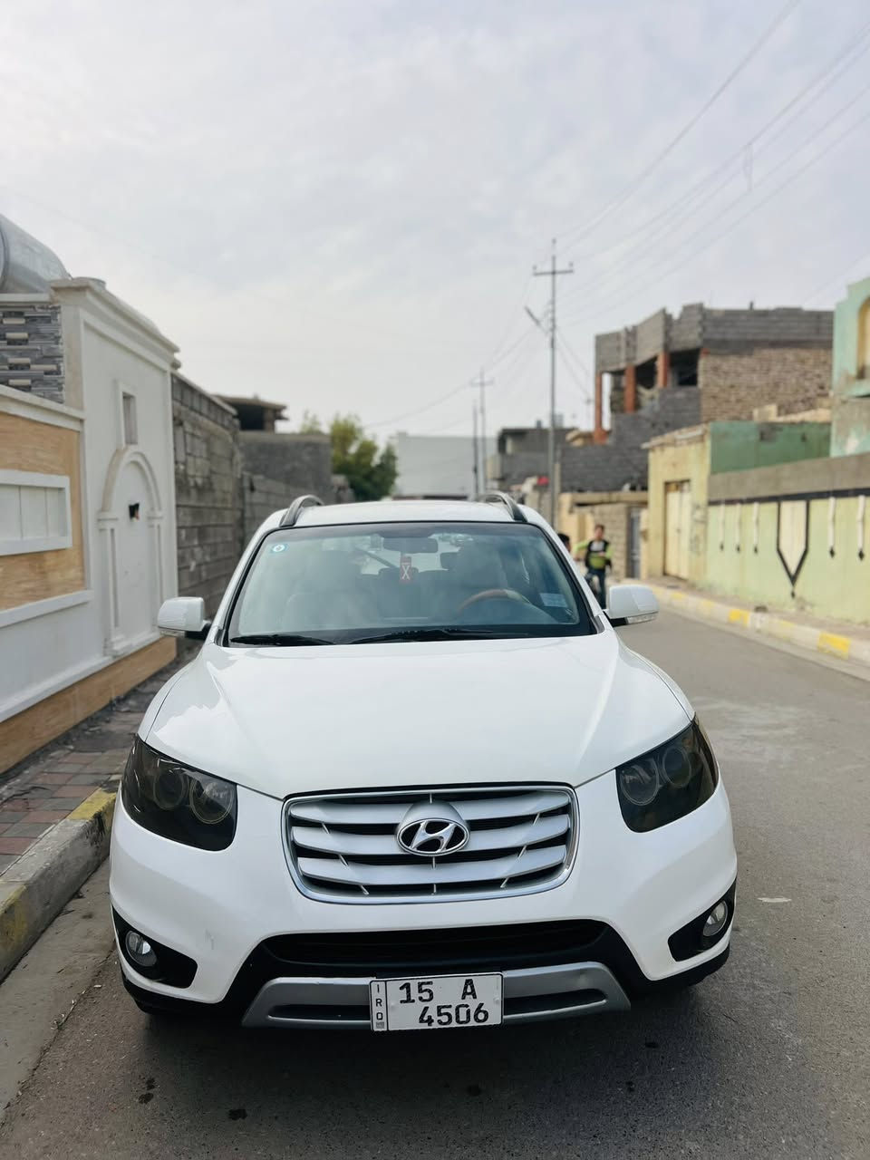 سلام عليكم ورحمة الله وبركاته سنتافي البيع موديل 2012 مكفوله كفاله عامه ٦سلندر تخم تاير صدر جديد سياره مكفول من اي شي السعر 165. وبها مجال الرقم صاحب سيارة 🚘 ***********
