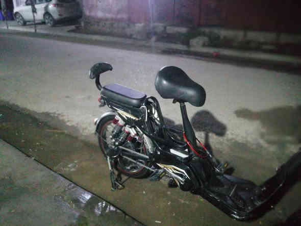 دراجه للبيع شحن ومابيه اي عطل
فقط الجوزه عاطله وميصل سعره ٥الاف ودراجه نضيفه حيل ومكفوله والبطاريات قبل أسبوعين بدلته الله وكيلكم
اربع سرع سرعته الحقيقيه ٦٠ وبل شحنه الاوله تكفى ٢٥ إلى ٣٠ كيلو متر تمشيك مكاني بغداد الدوره الطعمه السعر 250 الف وهاذه رقمي ***********
