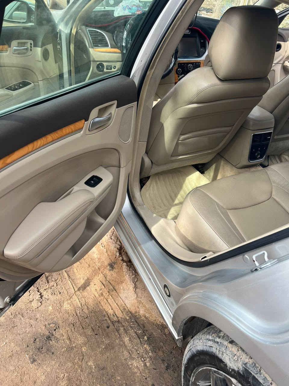 سلام عليكم اوباما مديل 2014 أدوات رقم شمالي وسنويه اصليه شرط حاسبه سياره فول مواصفات باروراما كشنات كهرباء استيرن كهرباء تحكم جهتين كشنات تبريد تدفئه تايرات تخم جديد قبل اسبوع شادهن حساسات رادار بصمه تشغيل بصمت بيبان برده خلفيه مكينه 3600 كير طياره  بعد معروف الفول مواصفات سياره مكفوله من حادث ومن سرقه ومن عشاير لتواصل *********** البصره ابو الخصيب السعر ٧٥
