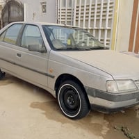 من رخصه الادمنيه بيجو ٤٠٥ موديل ١٢ كفاله من صبغ وضربه وتبديل حداديه جا...